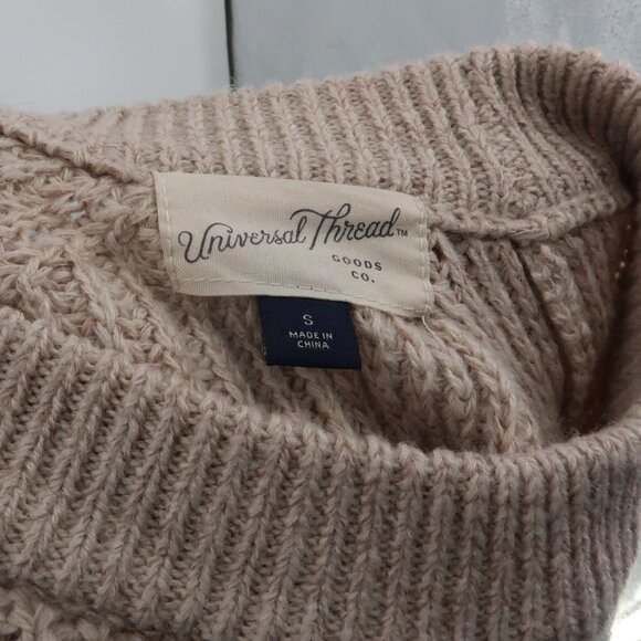 Universal Thread Beige Cable Knit Sweater Size Small - Picture 2 of 6